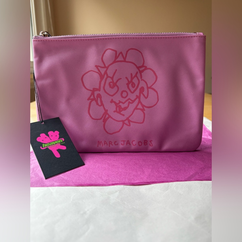 🌼 HEAVEN BY MARC JACOBS CRAZY DAISY POUCH 🌼 NWT 🌼